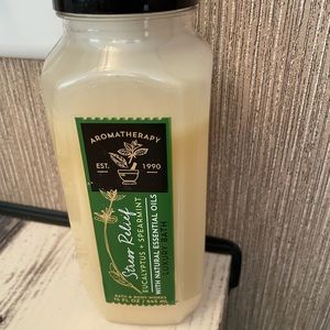 Aromatherapy stress relief luxury bath